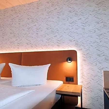Iq-hotel Ξενοδοχείο 2*
