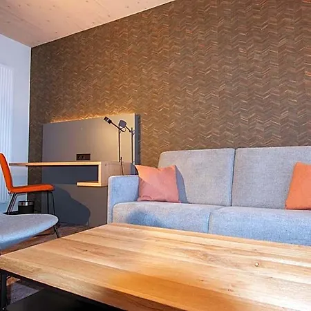 Iq-hotel Ξενοδοχείο 2*